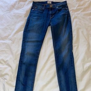 Hudson dark wash, mid rise, skinny jeans, size 26